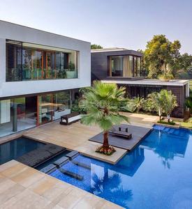 Image of 3000 Sq.ft 2.5 BHK Farm House for sale in G.Buddha University, Greater Noida for Rs. 8000000