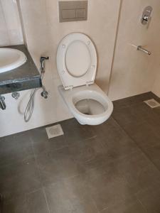 Common Bathroom Image of 760 Sq.ft 2 BHK Apartment / Flat for sale in HDIL Dheeraj Dreams, Bhandup West Mumbai for Rs. 15500000