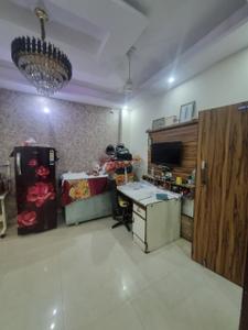 Bedroom Image of 750 Sq.ft 2.5 BHK Apartment / Flat for sale in DLF Ankur Vihar Ghaziabad for Rs. 2350000