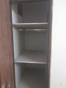 Kitchen Image of 1100 Sq.ft 2 BHK Builder Floor for rent in Preet Vihar New Delhi for Rs. 25000