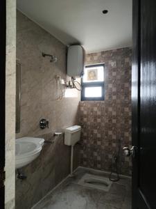 Common Bathroom Image of 1481 Sq.ft 3 BHK Apartment / Flat for rent in CGEWHO Kendriya Vihar, Phi II Greater Noida for Rs. 24000
