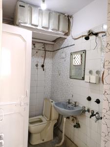 Common Bathroom Image of 1400 Sq.ft 2 BHK Apartment / Flat for rent in Ashirwad Apartments Dwarka, Sector 12 Dwarka New Delhi for Rs. 38000