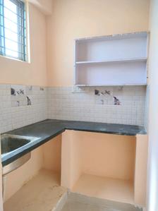 Kitchen Image of 450 Sq.ft 1 BHK Apartment / Flat for rent in Bommanahalli Bengaluru for Rs. 12800