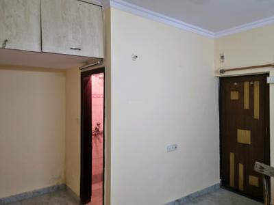 Bedroom Image of 540 Sq.ft 2 BHK Builder Floor for rent in Janakpuri New Delhi for Rs. 20000