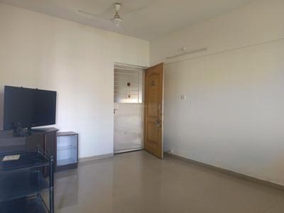 Living Room Image of 920 Sq.ft 2 BHK Apartment / Flat for rent in Magarpatta Iris, Magarpatta City Pune for Rs. 38000