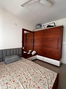 Bedroom Image of 1080 Sq.ft 2 BHK Apartment / Flat for rent in Adani The Meadows, Shantigram Ahmedabad for Rs. 35000