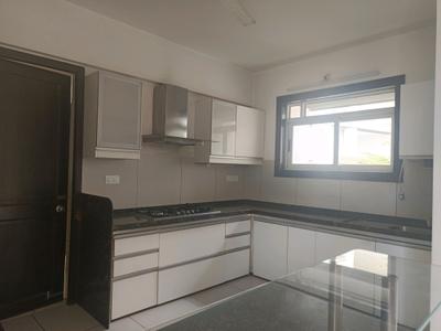 3.5 BHK Flat