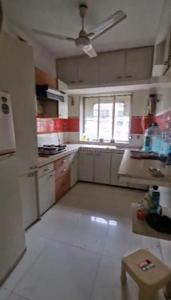 Kitchen Image of 950 Sq.ft 2 BHK Apartment / Flat for rent in Nirakar Apartment, Andheri West Mumbai for Rs. 67000