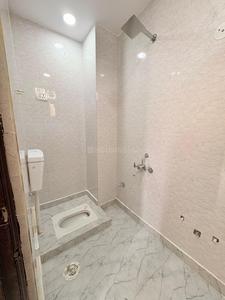 Bathroom Image of 720 Sq.ft 2 BHK Apartment / Flat for sale in Dwarka Mor New Delhi for Rs. 4500000