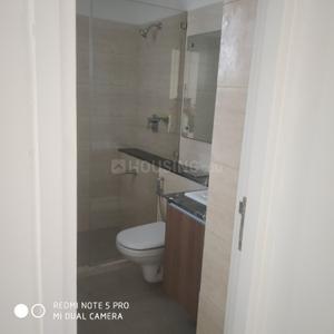 Bathroom Image of 1500 Sq.ft 3 BHK Apartment / Flat for sale in DLF The Primus, Sector 82A Gurgaon for Rs. 28400000
