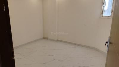 Bedroom Image of 1350 Sq.ft 3 BHK Builder Floor for rent in Chhattarpur New Delhi for Rs. 29500