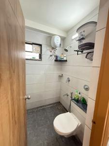 Bathroom Image of 800 Sq.ft 2 BHK Apartment / Flat for sale in Gotri Vadodara for Rs. 4200000