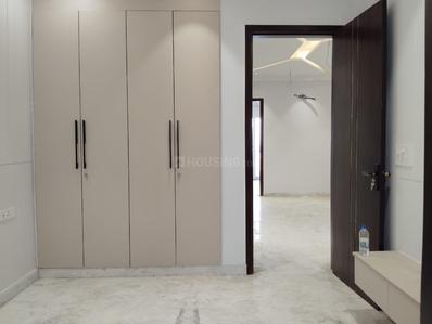Bedroom Image of 750 Sq.ft 2 BHK Builder Floor for sale in Paschim Vihar New Delhi for Rs. 12500000