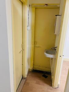 Bathroom Image of 650 Sq.ft 2 BHK Apartment / Flat for rent in Mahesh Society, Bibwewadi Pune for Rs. 25000
