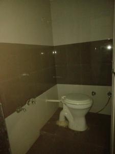 Common Bathroom Image of 1200 Sq.ft 2 BHK Apartment / Flat for rent in Rushabhdev Sharan Circle Homes, Zundal Ahmedabad for Rs. 28000
