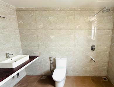 Image of 6000 Sq.ft 5 BHK Independent House for rent in Uthandi, Chennai for Rs. 200000