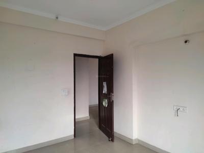 Bedroom Image of 1680 Sq.ft 3 BHK Apartment / Flat for sale in Paramount Floraville, Sector 137 Noida for Rs. 20500000