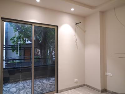 Bedroom Image of 1800 Sq.ft 3 BHK Builder Floor for sale in Paschim Vihar New Delhi for Rs. 35000000