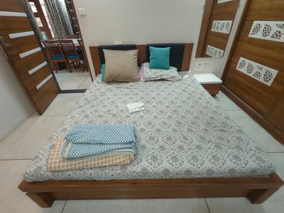 Bedroom Image of 2394 Sq.ft 4 BHK Apartment / Flat for sale in Bodakdev Ahmedabad for Rs. 21500000