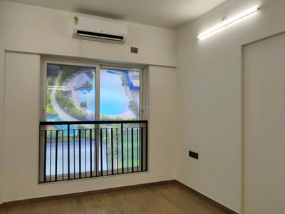 Bedroom Image of 800 Sq.ft 2 BHK Apartment / Flat for sale in Runwal Heights, Mulund West Mumbai for Rs. 16500000