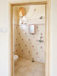 Bathroom Image of 1030 Sq.ft 2 BHK Apartment / Flat for sale in LB Nagar Hyderabad for Rs. 5900000