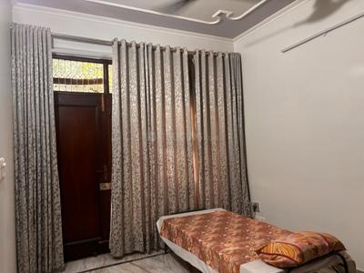 Bedroom Image of 3500 Sq.ft 4 BHK Independent House for rent in Sector 16 Faridabad for Rs. 45000