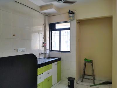 Kitchen Image of 600 Sq.ft 1 BHK Apartment / Flat for rent in Thane West Thane for Rs. 20000