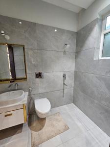 Bathroom Image of 1800 Sq.ft 3 BHK Apartment / Flat for sale in Gill Regal Heights, Sector 91 Mohali for Rs. 14800000