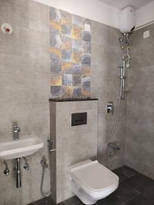 Common Bathroom Image of 1027 Sq.ft 2 BHK Apartment / Flat for sale in Disha Elysium, Andheri West Mumbai for Rs. 33000000