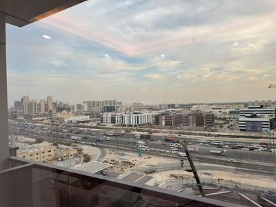 Balcony Image of 581 Sq.ft 1 BHK Apartment / Flat for sale in Jumeirah Village Dubai for Rs. 22907332