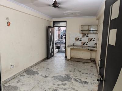 Bedroom Image of 300 Sq.ft 1 RK Builder Floor for rent in Mayur Vihar Phase 1 New Delhi for Rs. 9000