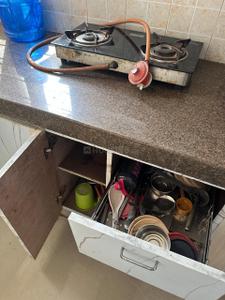 Kitchen Image of 1000 Sq.ft 2 BHK Apartment / Flat for rent in Vrindavan Yojana Lucknow for Rs. 30000