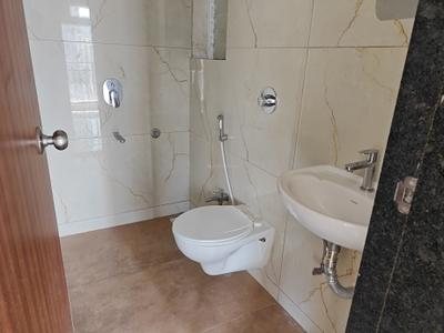 Bathroom Image of 550 Sq.ft 1 BHK Apartment / Flat for rent in Raunak Bliss, Thane West Thane for Rs. 19000