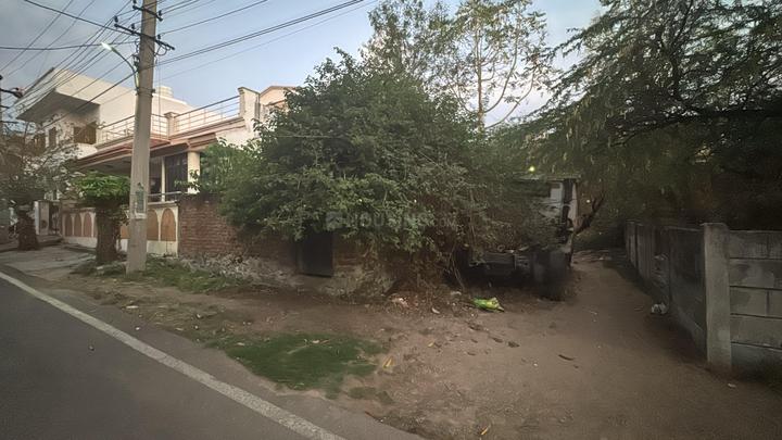 A block Main Image 1