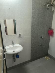 Bathroom Image of 550 Sq.ft 1 BHK Apartment / Flat for sale in Godrej Prime, Chembur Mumbai for Rs. 11000000
