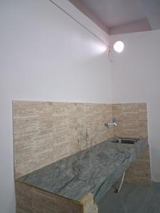 Kitchen Image of 350 Sq.ft 1 RK Apartment / Flat for rent in Sector 22 Noida for Rs. 13000