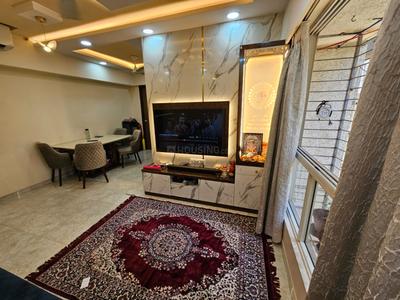 Bedroom Image of 751 Sq.ft 1 BHK Apartment / Flat for sale in Lodha Amara, Kolshet Thane for Rs. 7600000