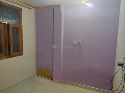 Bedroom Image of 401 Sq.ft 1.5 BHK Builder Floor for sale in Mayur Vihar Phase 3 New Delhi for Rs. 1800000