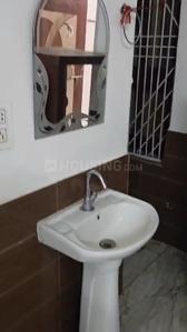Bathroom Image of 500 Sq.ft 1 BHK Builder Floor for rent in Aashrya Green City, Maharajpura Gwalior for Rs. 6500