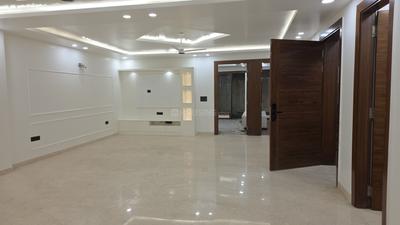 4.5 BHK Independent Builder Floor