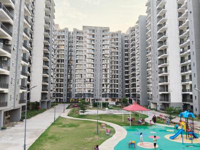 Image of 745 Sq.ft 3 BHK Apartment / Flat for sale in Habitat Prime, Sector 99A, Gurgaon for Rs. 8499000