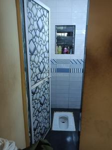 Bathroom Image of 800 Sq.ft 2 BHK Apartment / Flat for sale in Mumbra Thane for Rs. 800000