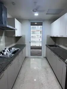 Kitchen Image of 2100 Sq.ft 3 BHK Apartment / Flat for rent in Mahalakshmi Mumbai for Rs. 425000