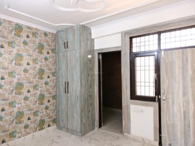 Bedroom Image of 1200 Sq.ft 3 BHK Apartment / Flat for sale in Shalimar Garden Ghaziabad for Rs. 5250000