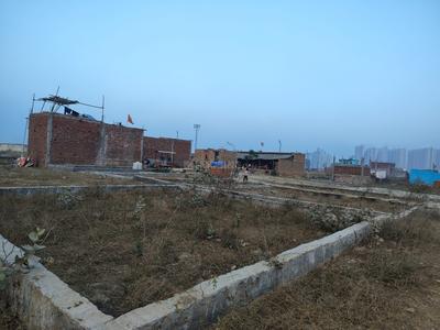 Image of 900 Sq.ft Residential Plot / Land for sale in Sector 110, Noida for Rs. 1800000
