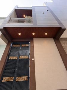 Image of 350 Sq.ft 2.5 BHK Independent House for sale in Dwarka Mor, New Delhi for Rs. 4500000
