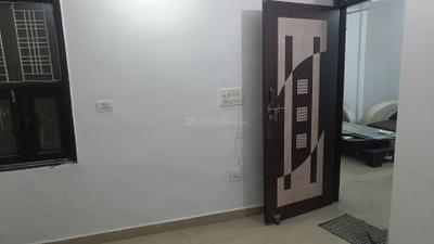 Bedroom Image of 850 Sq.ft 3 BHK Builder Floor for sale in Dwarka Mor New Delhi for Rs. 4800000