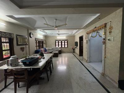 Living Room Image of 2030 Sq.ft 3 BHK Apartment / Flat for sale in Maniktala Kolkata for Rs. 30000000