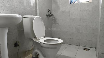 Bathroom Image of 494 Sq.ft 1 BHK Apartment / Flat for sale in Logix Blossom Zest, Sector 143 Noida for Rs. 4000000