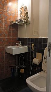 Image of 1250 Sq.ft 2 BHK Apartment / Flat for rent in Colaba, Mumbai for Rs. 275000